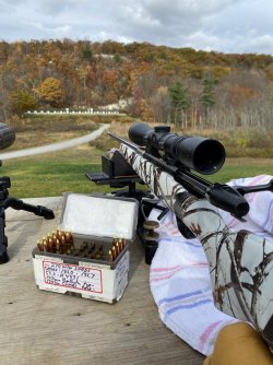 Weatherby Ultra light in 270 Win  at 200 yard range ..jpg