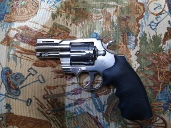 Colt Python 2.jpg